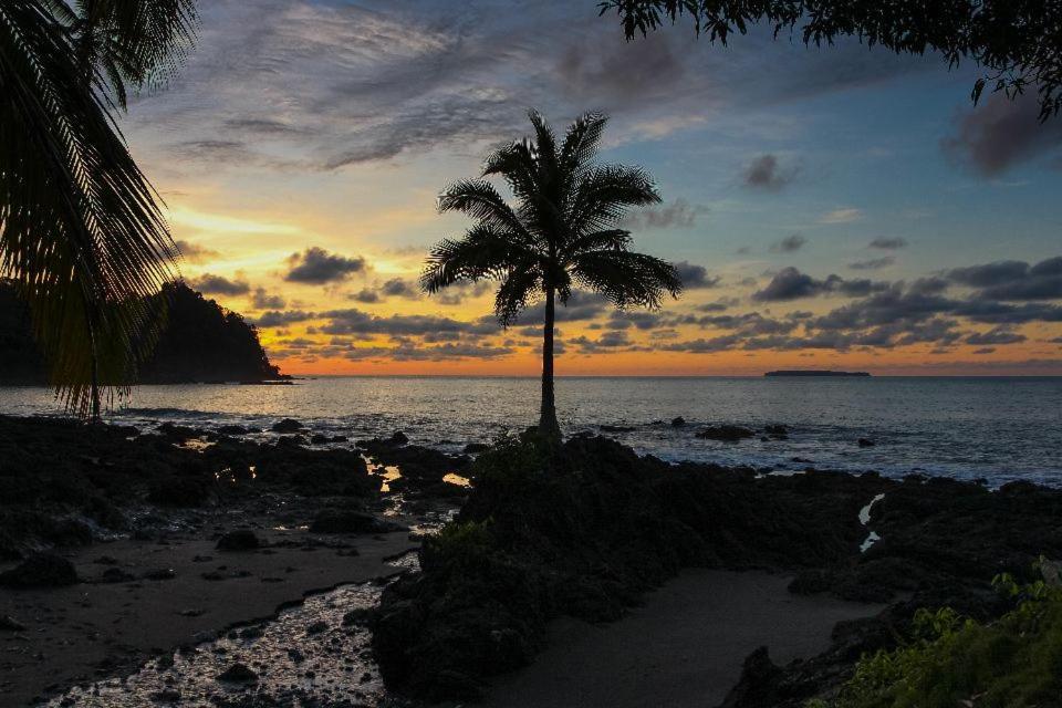 Хостел Corcovado Adventures Дрейк Екстер'єр фото